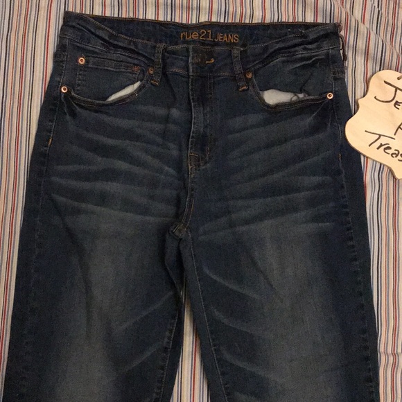 Rue 21 Straight Fit 32/34 - Picture 3 of 6